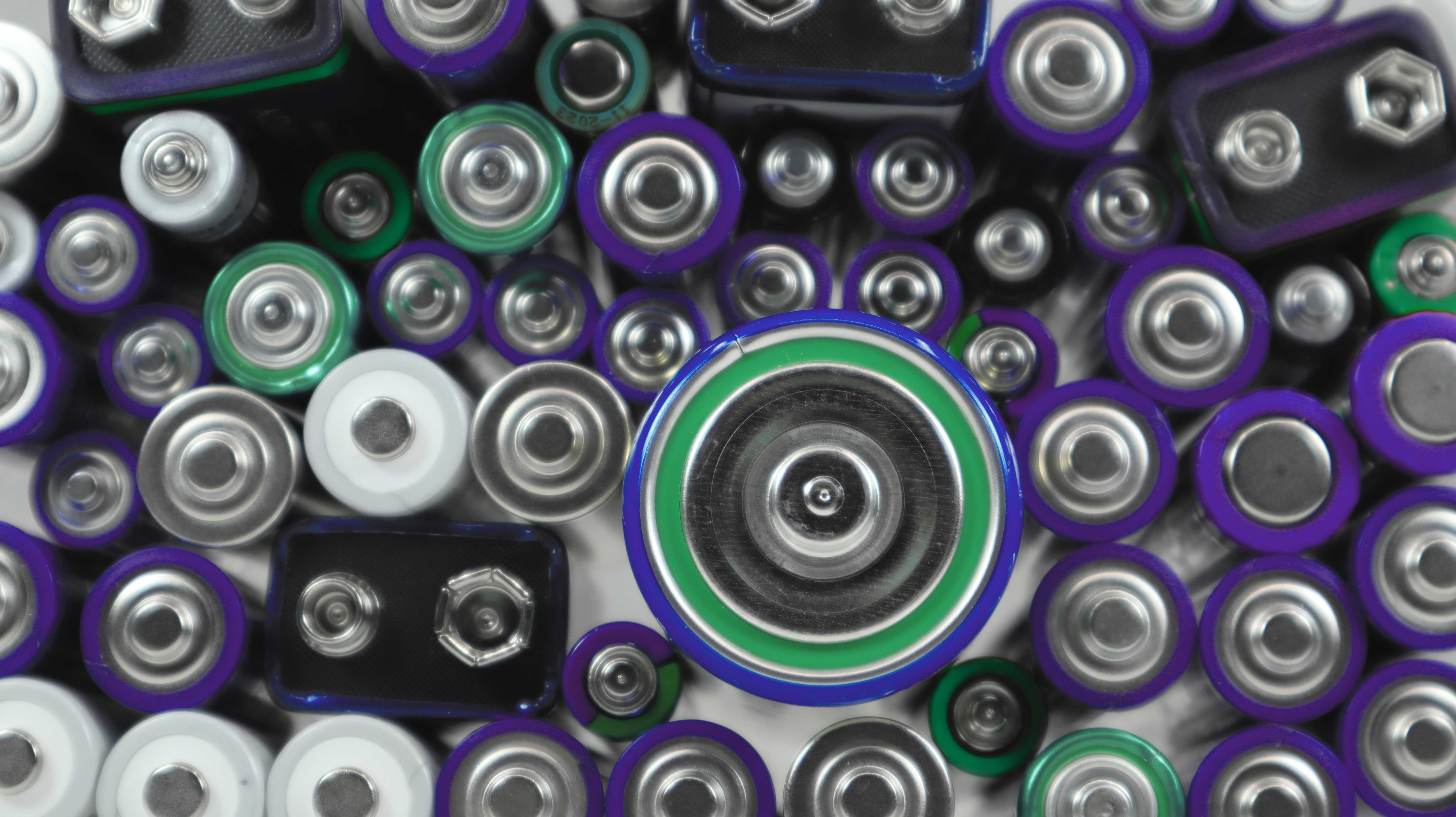 Battery Powder Processing and Mixing Equipment Gentle touch Lindor mixers